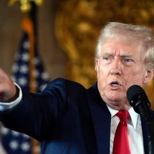 比特币瞄准7万美元关口，特朗普称战争即将结束致油价暴跌