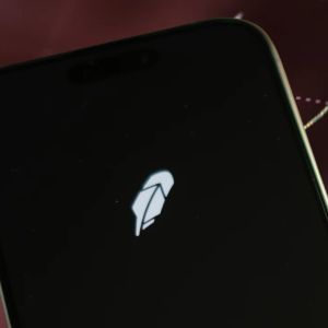 财政部选择纽约梅隆银行和Robinhood为美国数百万儿童提供1000美元储蓄账户