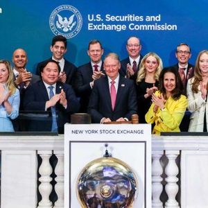 历史性第一年：SEC在Atkins领导下重新设定加密政策，聚焦清晰度与增长