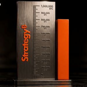 Strategy公司比特币储备或于2026年底突破百万大关，River数据显示STRC资金流入远超ETF净收益