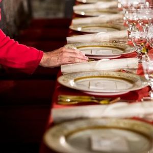 Memecoin百万富翁排队抢购特朗普私人午宴席位：500美元就能入场